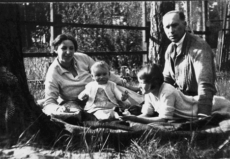 Mother, Dieter Gisela and father in our Wood Garden (Family Hoppe)